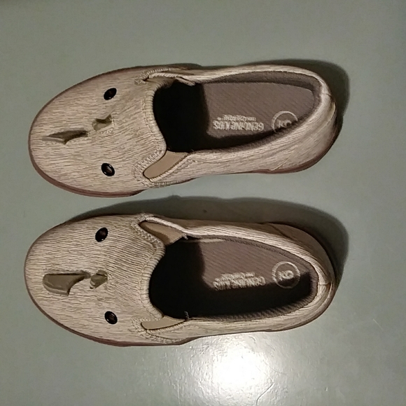 Rhinoceros Slip On Toddler Shoes • Size 9 - Picture 3 of 8